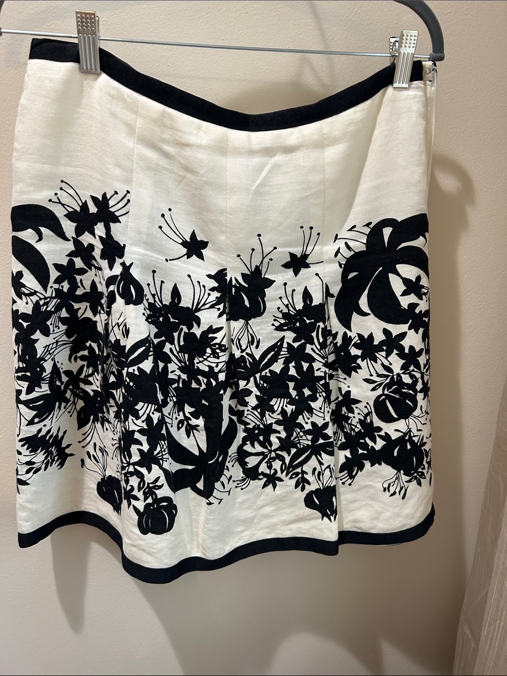 LOFT Black & White Floral A-Line Linen Skirt